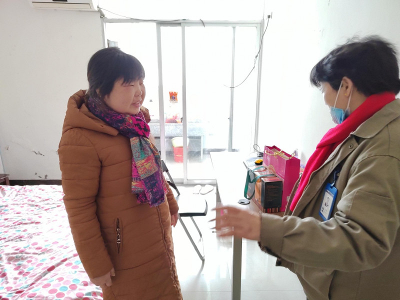 工会慰问送温暖，，浓浓眷注显真情_五五世纪新闻_新闻资讯_五五世纪电气集团